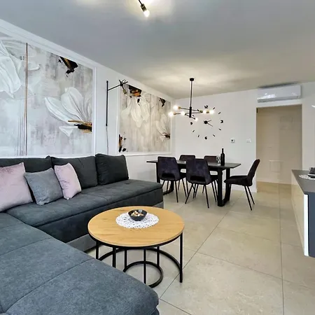 Punta By Interhome Apartamento Šilo