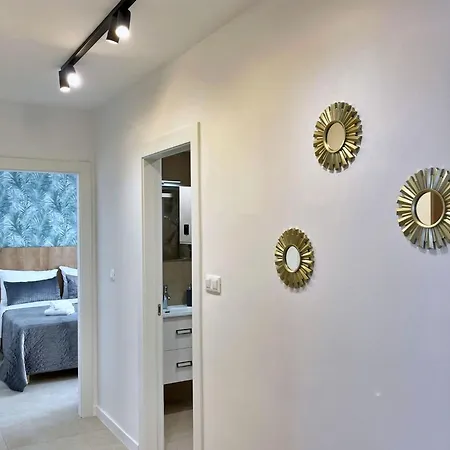 Apartamento Punta By Interhome